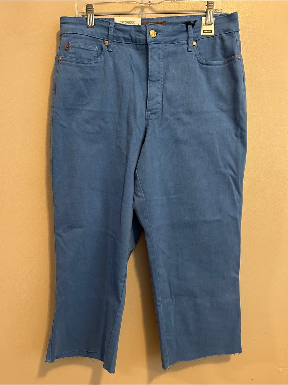 NEW Judy Blue Womens 14W Jeans High Rise Wide Leg Crop Sky Blue Raw Hem JB88843